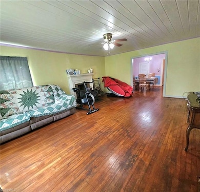 1943 Old Hollow Rd, Walkertown, NC 27051 - photo 2