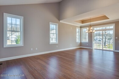 220 Sylvan Ln, Dallas, PA 18612 - photo 3