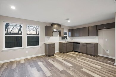 1894 Dolly Wright St unit B, Houston, TX 77088 - photo 3