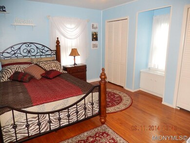 Another Large Bedroom 13x11
