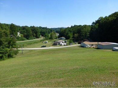19 Indian Hill Dr unit 6, Leicester, NC 28748 - photo 3