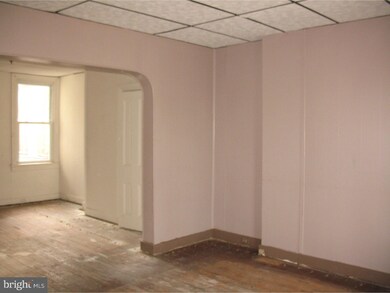 222 N King St, Gloucester City, NJ 08030 - photo 2