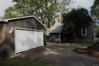 229 Stenzil St, North Tonawanda, NY 14120 - photo 5