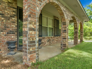 911 Strout Ave, Albany, GA 31705 - photo 3