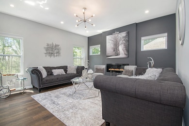 2641 Avalon Woods Ct, Portage, MI 49024 - photo 4