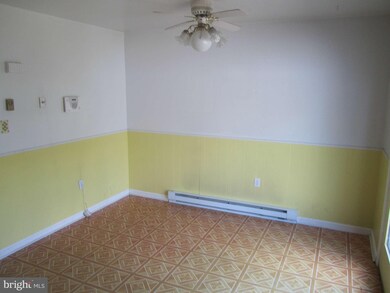 13 Peach Orchard Ct, Brunswick, MD 21716 - photo 5