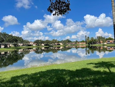 1683 SW 109th Terrace, Davie, FL 33324 - photo 7