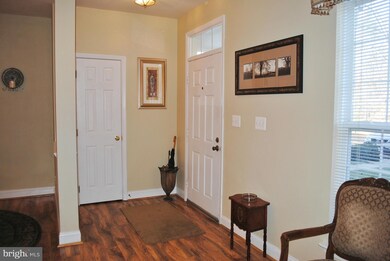 809 Oyster Ct, Odenton, MD 21113 - photo 2