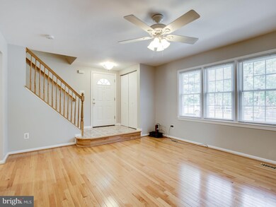 7730 Groveland Heights Ct, Springfield, VA 22153 - photo 2