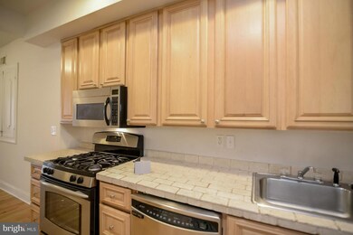 204 N Chester St, Baltimore, MD 21231 - photo 6