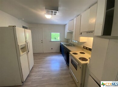 201 Root Ave, Killeen, TX 76541 - photo 6