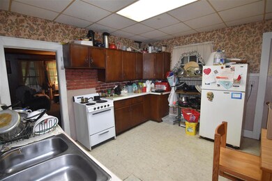 128 Simons Ave, Center Rutland, VT 05736 - photo 6