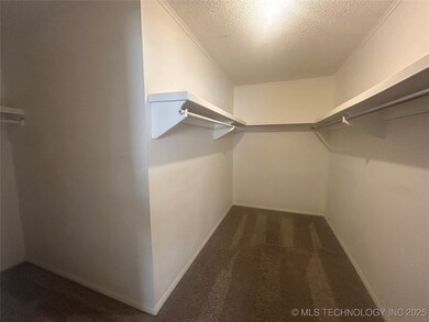 4909 S Utica Ave unit D, Tulsa, OK 74105 - photo 3