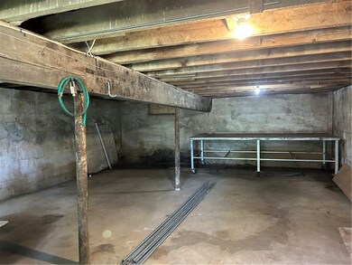 511 Pippin Orchard Rd, Cranston, RI 02921 - photo 4