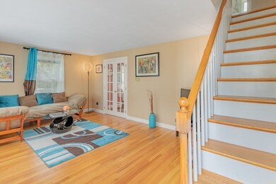 32 Pine St, Arlington, MA 02474 - photo 4