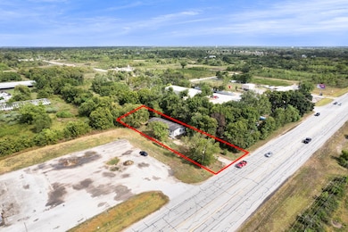 19541 Highway 35, Alvin, TX 77511 - photo 3