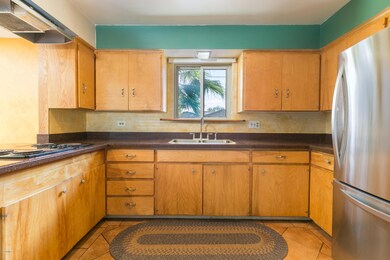 1245 E Laguna Dr-10