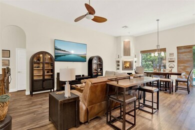 831 Palm Cove Dr, Orlando, FL 32835 - photo 4