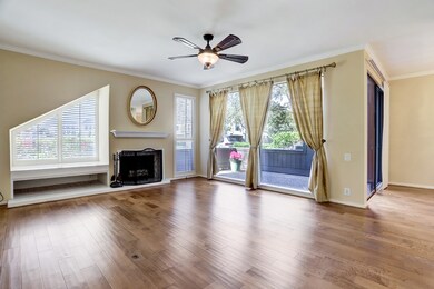 368 Litchfield Ln, Houston, TX 77024 - photo 3