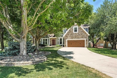 5517 W 153rd St, Overland Park, KS 66223 - photo 3