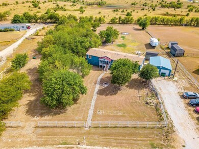 166 Private Road 4441, Rhome, TX 76078 - photo 3