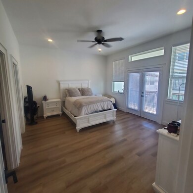 848 Fisher St unit A, Houston, TX 77018 - photo 5