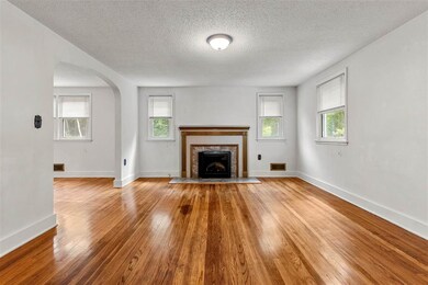 3 Mammoth Rd, Hooksett, NH 03106 - photo 7