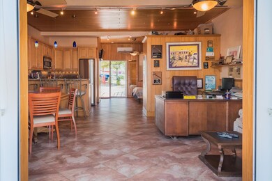 Hogfish Marina Studio-11