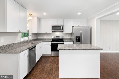 10913 Buckskin Ln, Fredericksburg, VA 22407 - photo 5