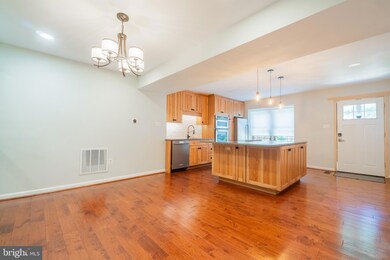 11553 Pine Cone Ct, Reston, VA 20191 - photo 7