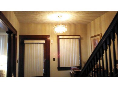 Foyer BEAUTIFUL WOOD STAIRCASE