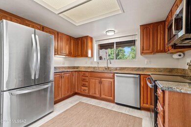 Kitchen 2 (12)