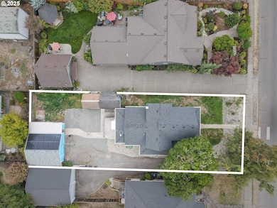 601 S Water St, Silverton, OR 97381 - photo 3