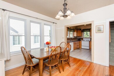 341 Taylor Ct, Troy, NY 12180 - photo 5