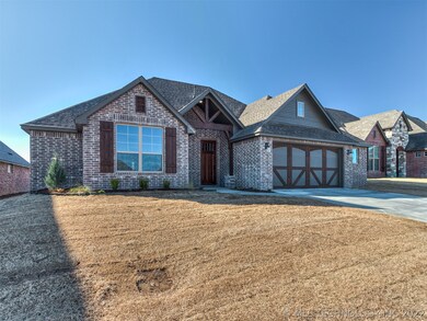 7606 E 81st Place N, Owasso, OK 74055 - photo 2