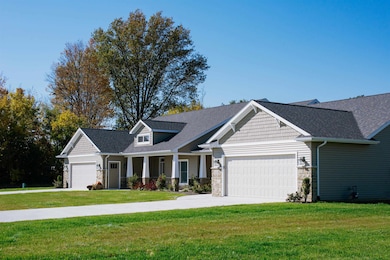 3215 W Bartlett Dr, Fort Wayne, IN 46815 - photo 7