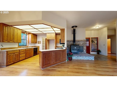 308 Winchuck River Rd, Brookings, OR 97415 - photo 6