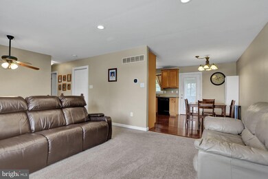 722 Tamarack Trail, Reading, PA 19607 - photo 6