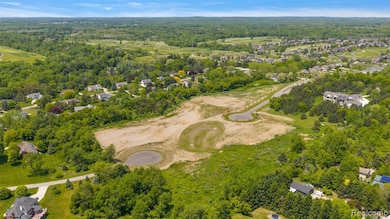 3214 Pompilio Dr, Rochester, MI 48306 - photo 6