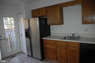 735 Acorn Ct, Warrenton, VA 20186 - photo 5