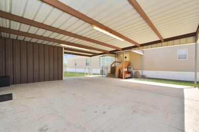 6029 Lynn Ln, Pearland, TX 77584 - photo 7