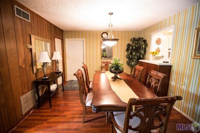 The Dining Area is adjacent to the Den Area.  Very