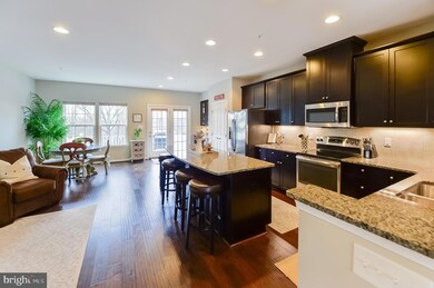 1809 Honeysuckle Ct, Downingtown, PA 19335 - photo 2