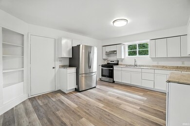 2319 Fillmore St, Fort Wayne, IN 46802 - photo 6