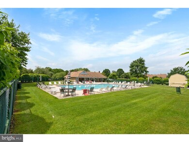 557 Shetland Ct unit 557, Sewell, NJ 08080 - photo 2