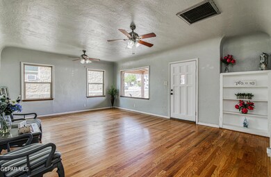 3126 Frankfort Ave, El Paso, TX 79930 - photo 4