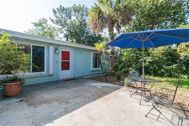 513 Barber St, Sebastian, FL 32958 - photo 3