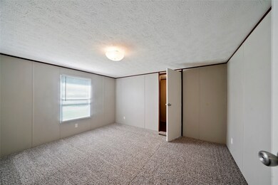 123 Country Oaks St unit 6, Brazoria, TX 77422 - photo 6