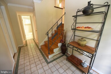 1727 Evelyn Dr, Rockville, MD 20852 - photo 3