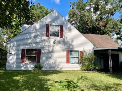 3030 Roe Dr, Houston, TX 77087 - photo 2